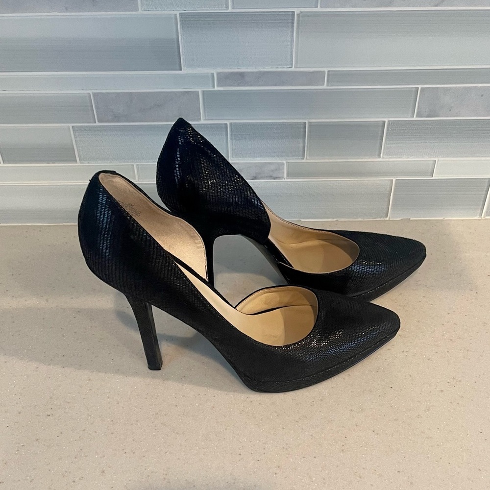 Nine West D’Orsay Black Pumps